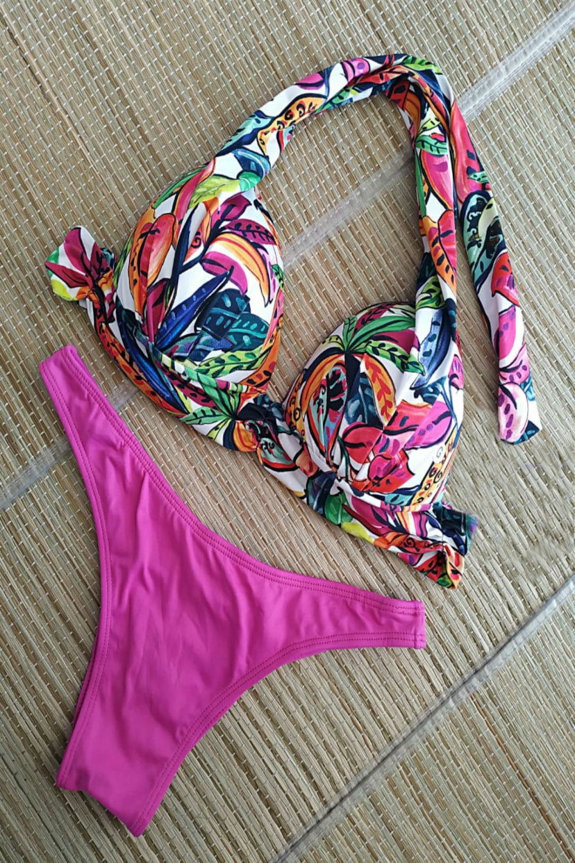 Biquini Cortininha com Bojo Estampado e Tanga Lisa Feminina Rosa