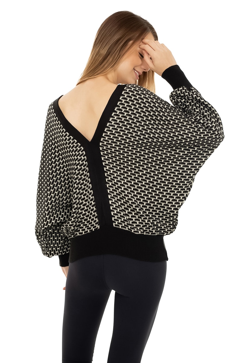 Blusa Cafta de Tricô Pink Tricot Feminina Manga Longa Gola V Preto com Bege