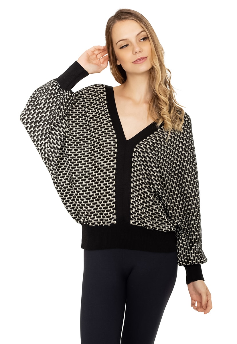 Blusa Cafta de Tricô Pink Tricot Feminina Manga Longa Gola V Preto com Bege