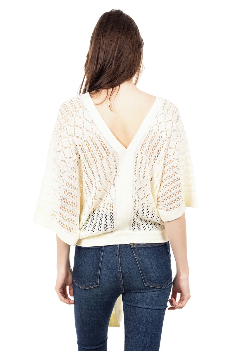 Blusa de Tricot Renda Feminina Manga Curta com Detalhe em Nó Off White