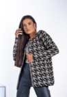 Casaco Kimono Feminino Tweed de Tricot Pied Poule Preto/Bege