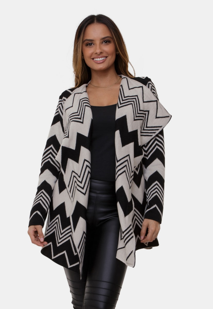 Casaco Kimono Mary Pink Tricot de Tricô Com Estampa Zig Zag e Chevron Feminino Preto/Bege