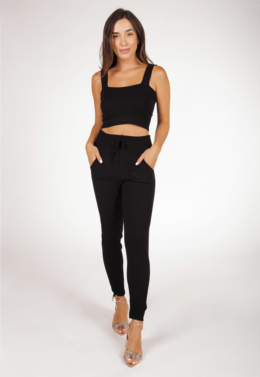 Tricô Conjunto Pink Tricot Comfy Com Blusa Cropped E Calça Jogger Modal Liso Feminino Preto