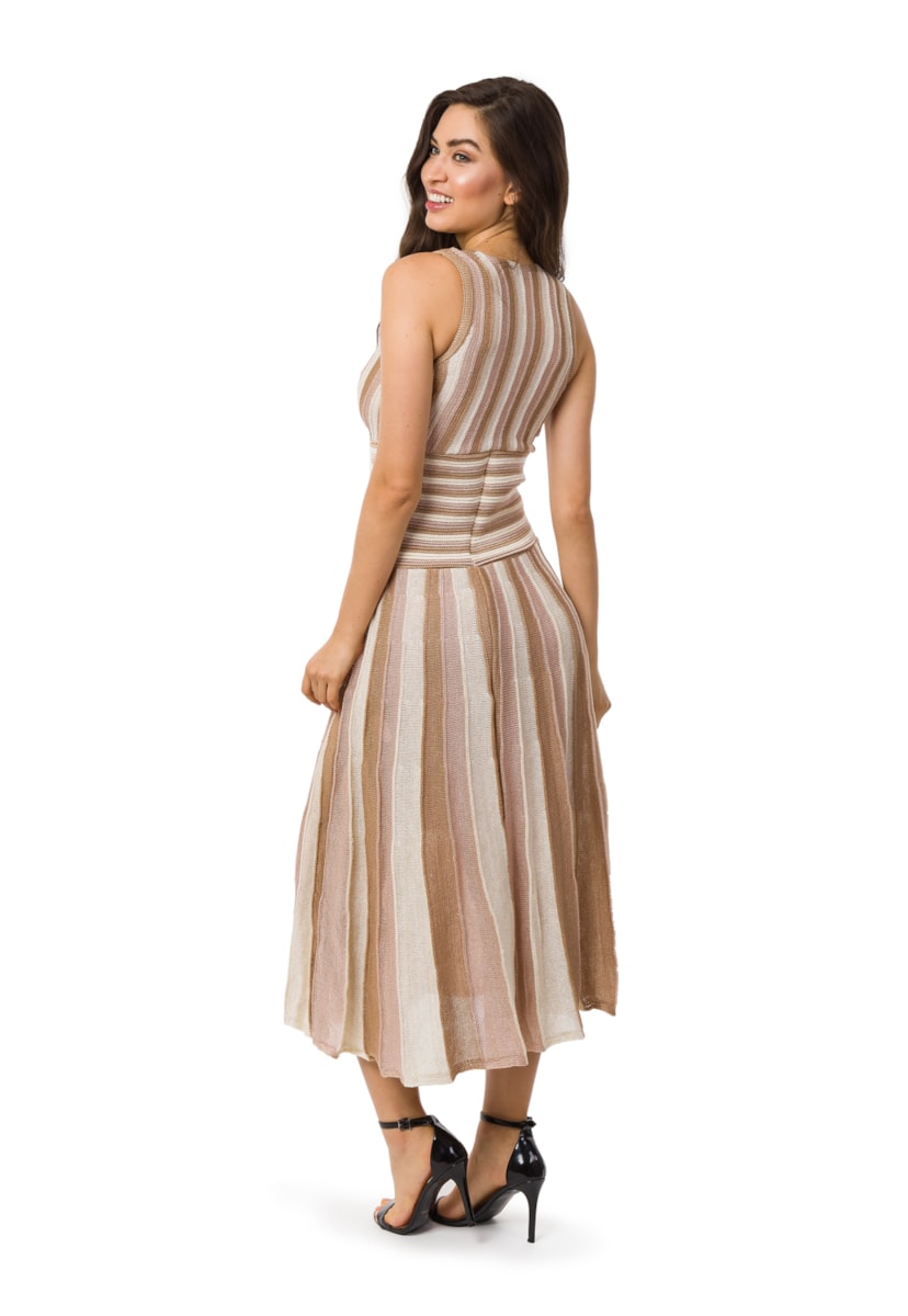 Tricô Vestido Pink Tricot Feminino Longo Plissado Listrado Nude