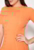 Vestido Curto com Fenda Manga Curta de Tricot Feminino Laranja