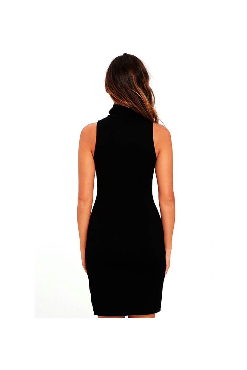 Vestido De Festa Pink Tricot Feminino Curto Gola Alta Fendinha Lateral Preto