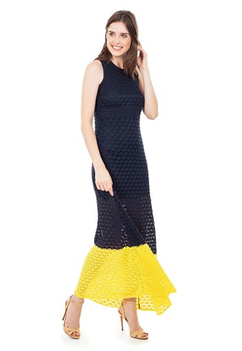 Produto Vestido Longo de Tricot Renda Rodado com Listra na Barra Feminino Azul Marinho com Amarelo
