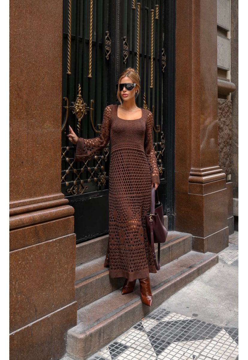 Vestido Longo Rendado de Tricot Manga Longa Bella Marrom Feminino